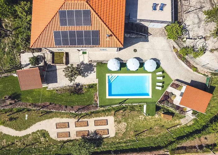 Casa Rio Contenca T5 * Carvalhais (Viseu)