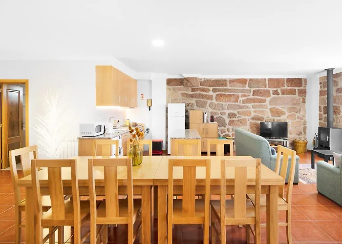 Casa Rio Contenca T5 Carvalhais (Viseu)